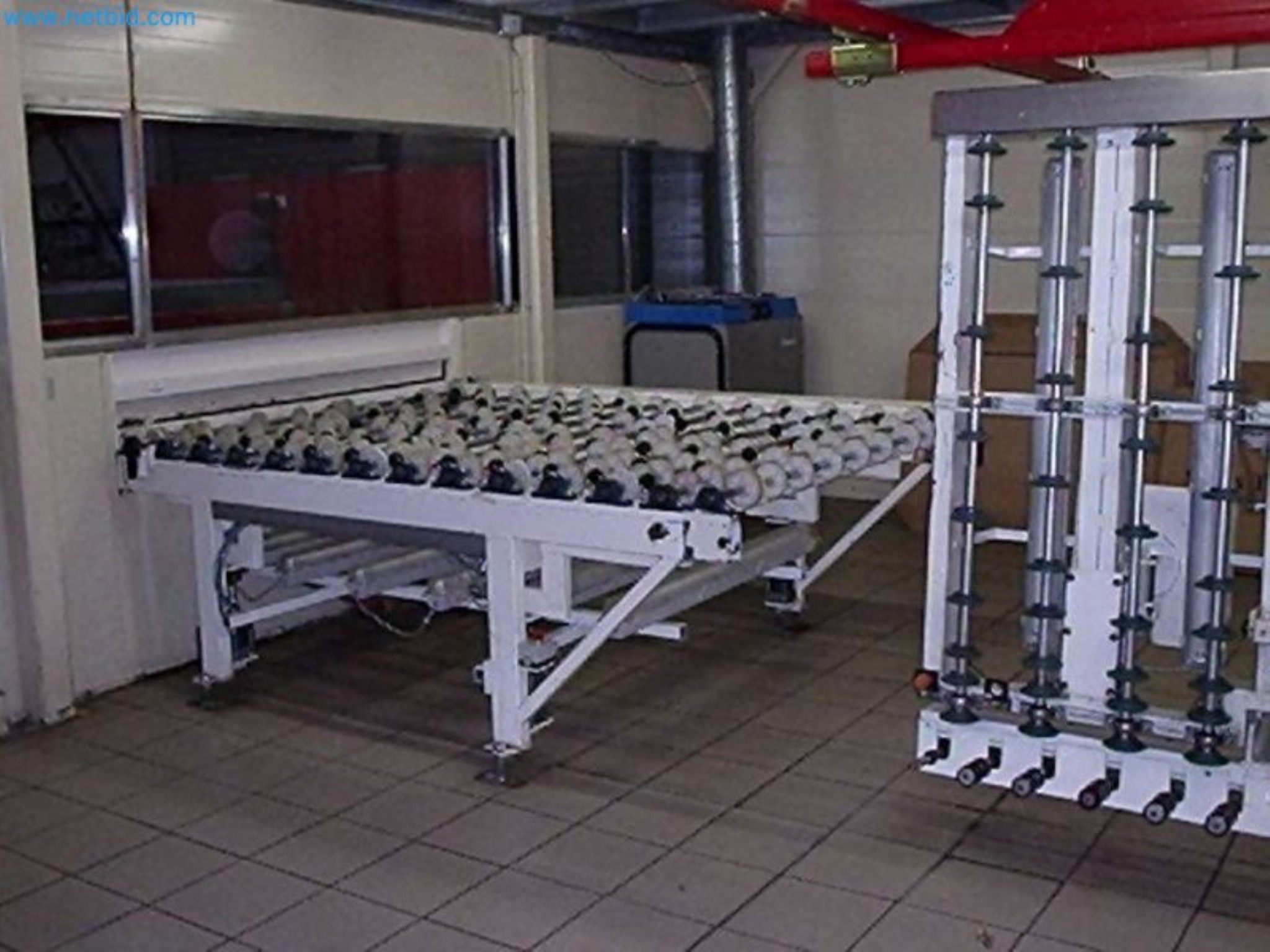 Sale of a complete warehouse of machinery for the glass industry in Spain-2