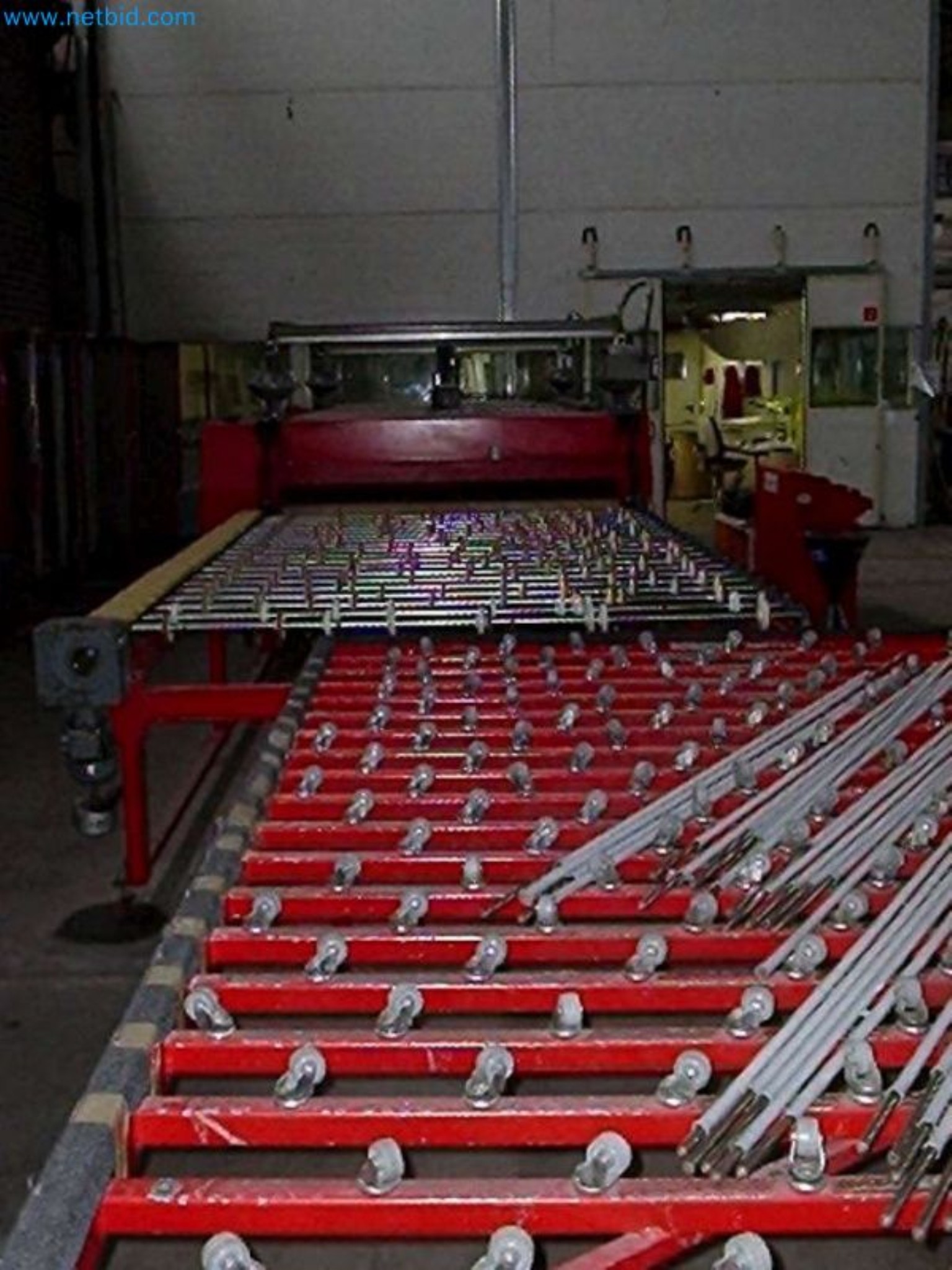 Sale of a complete warehouse of machinery for the glass industry in Spain-3