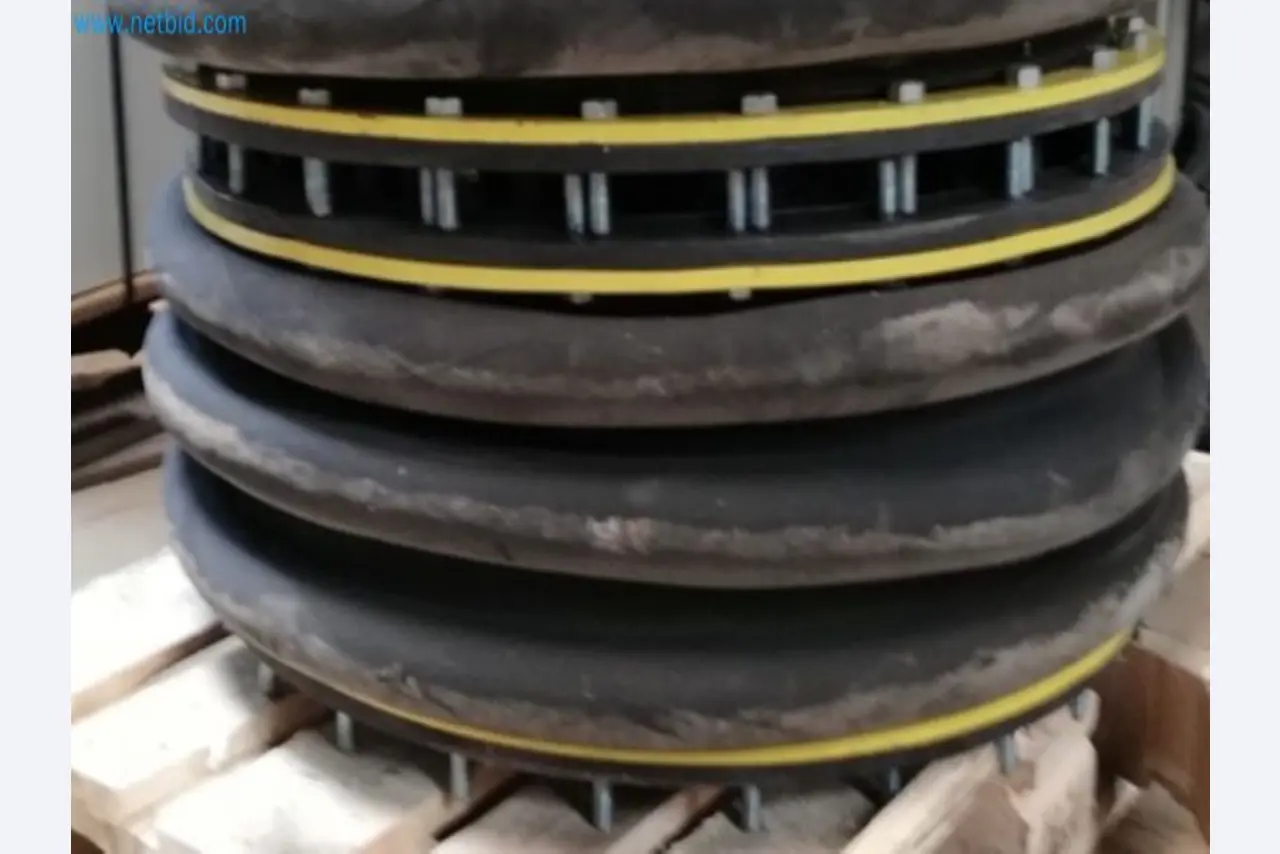 Sale of a complete warehouse of machinery for the glass industry in Spain-18