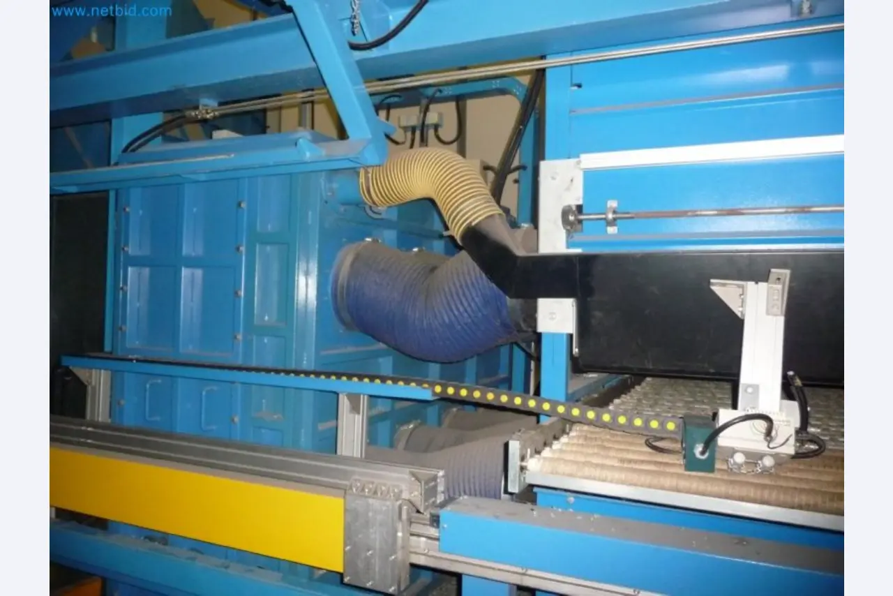 Sale of a complete warehouse of machinery for the glass industry in Spain-19