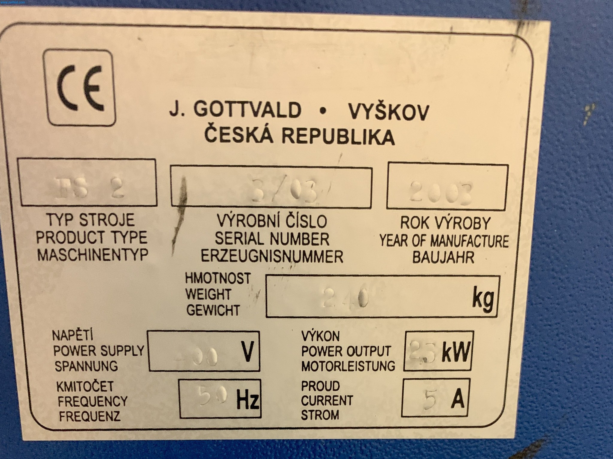 Sale of a complete warehouse of machinery for the glass industry in Spain-5