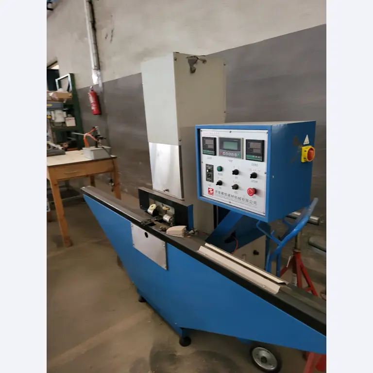 Sale of a complete warehouse of machinery for the glass industry in Spain-2