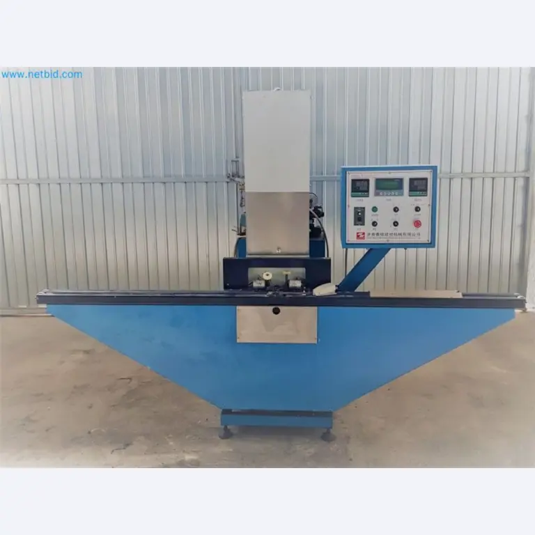 Sale of a complete warehouse of machinery for the glass industry in Spain-5