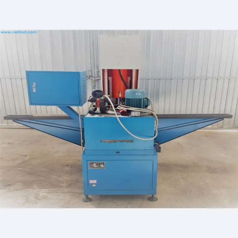 Sale of a complete warehouse of machinery for the glass industry in Spain-7