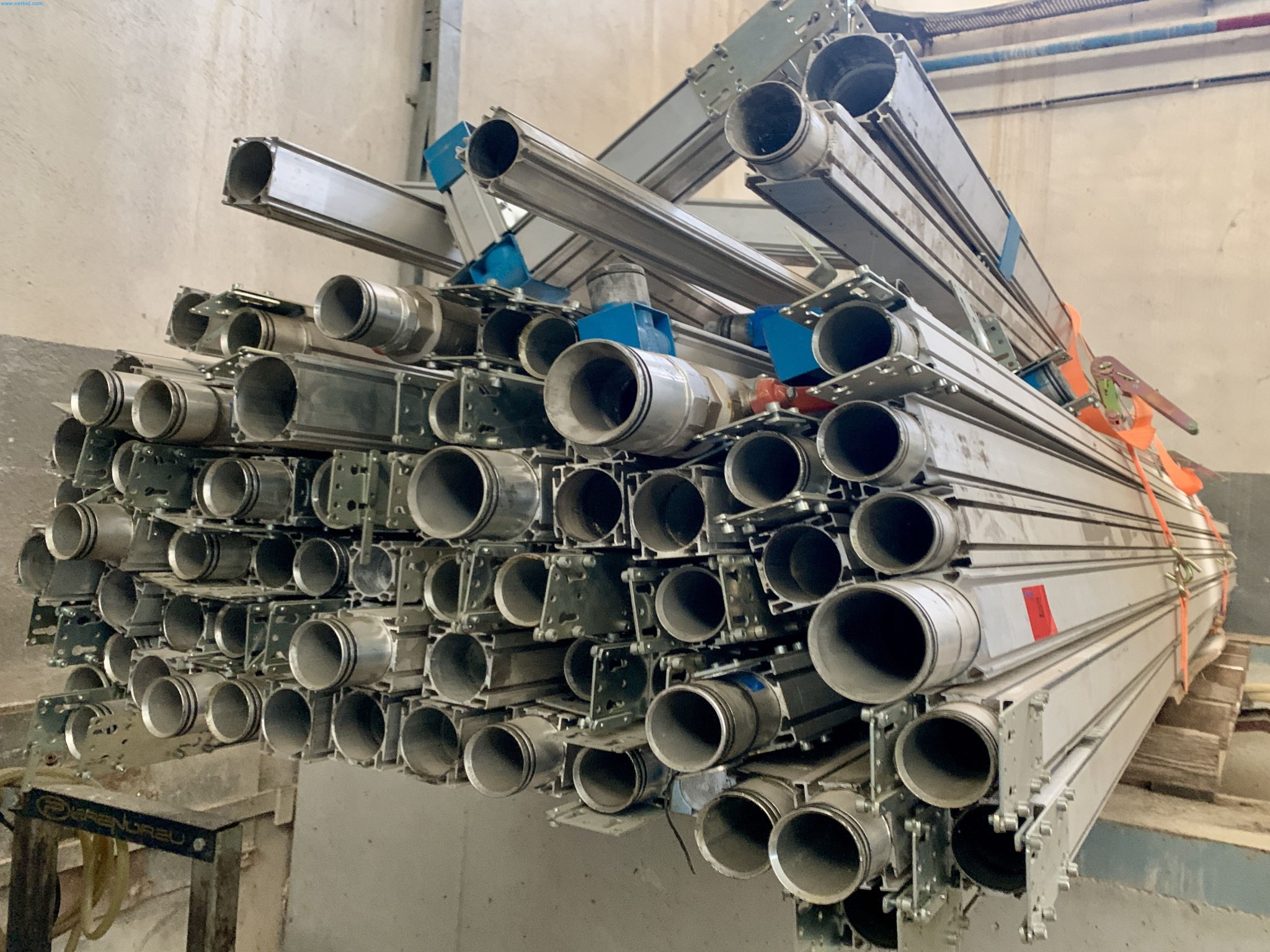 Sale of a complete warehouse of machinery for the glass industry in Spain-1