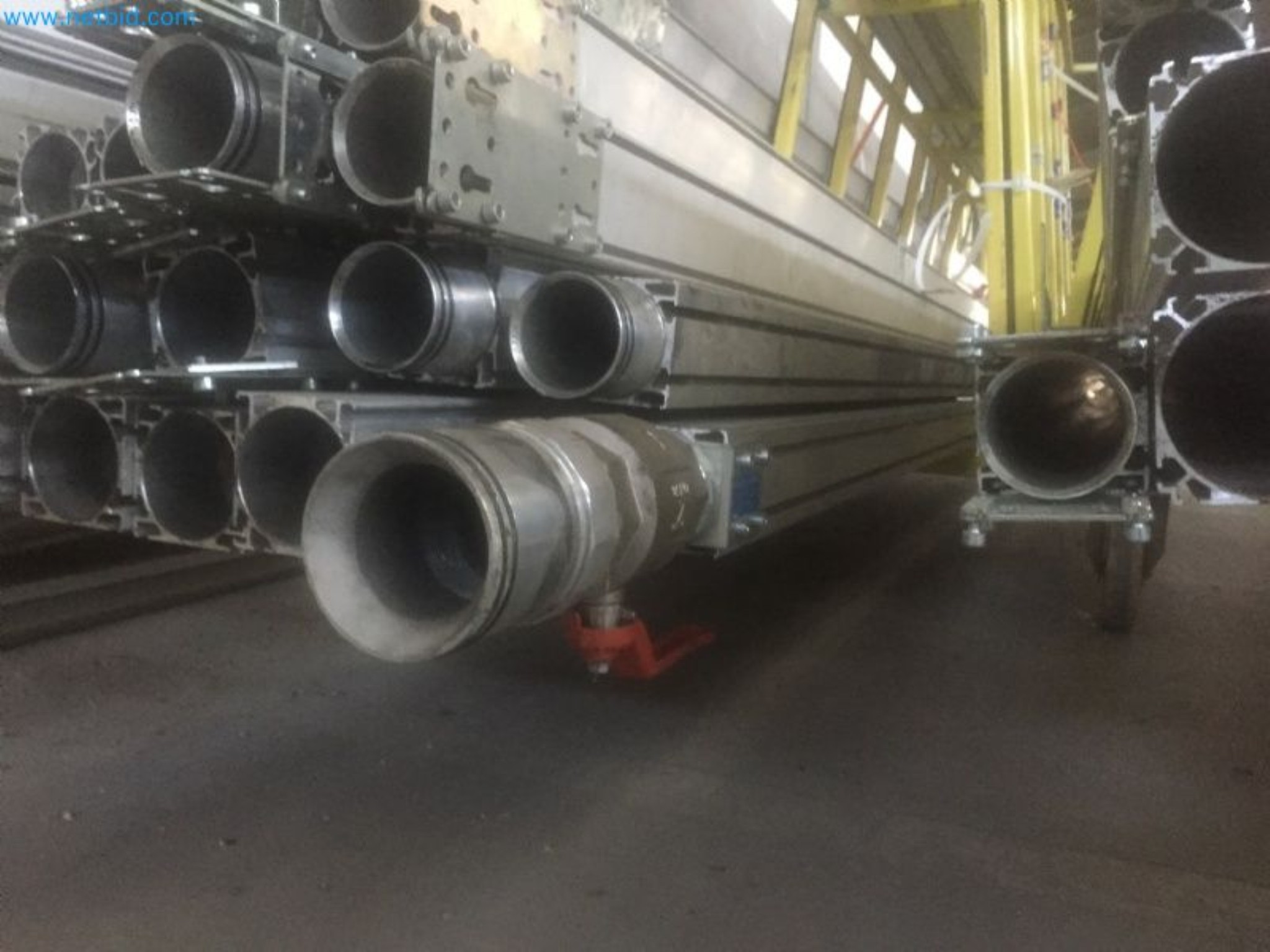 Sale of a complete warehouse of machinery for the glass industry in Spain-4