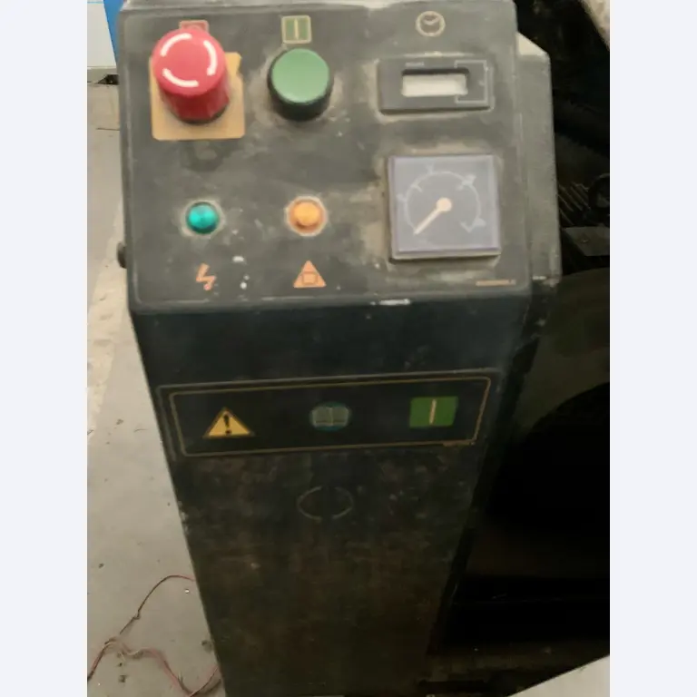 Sale of a complete warehouse of machinery for the glass industry in Spain-3