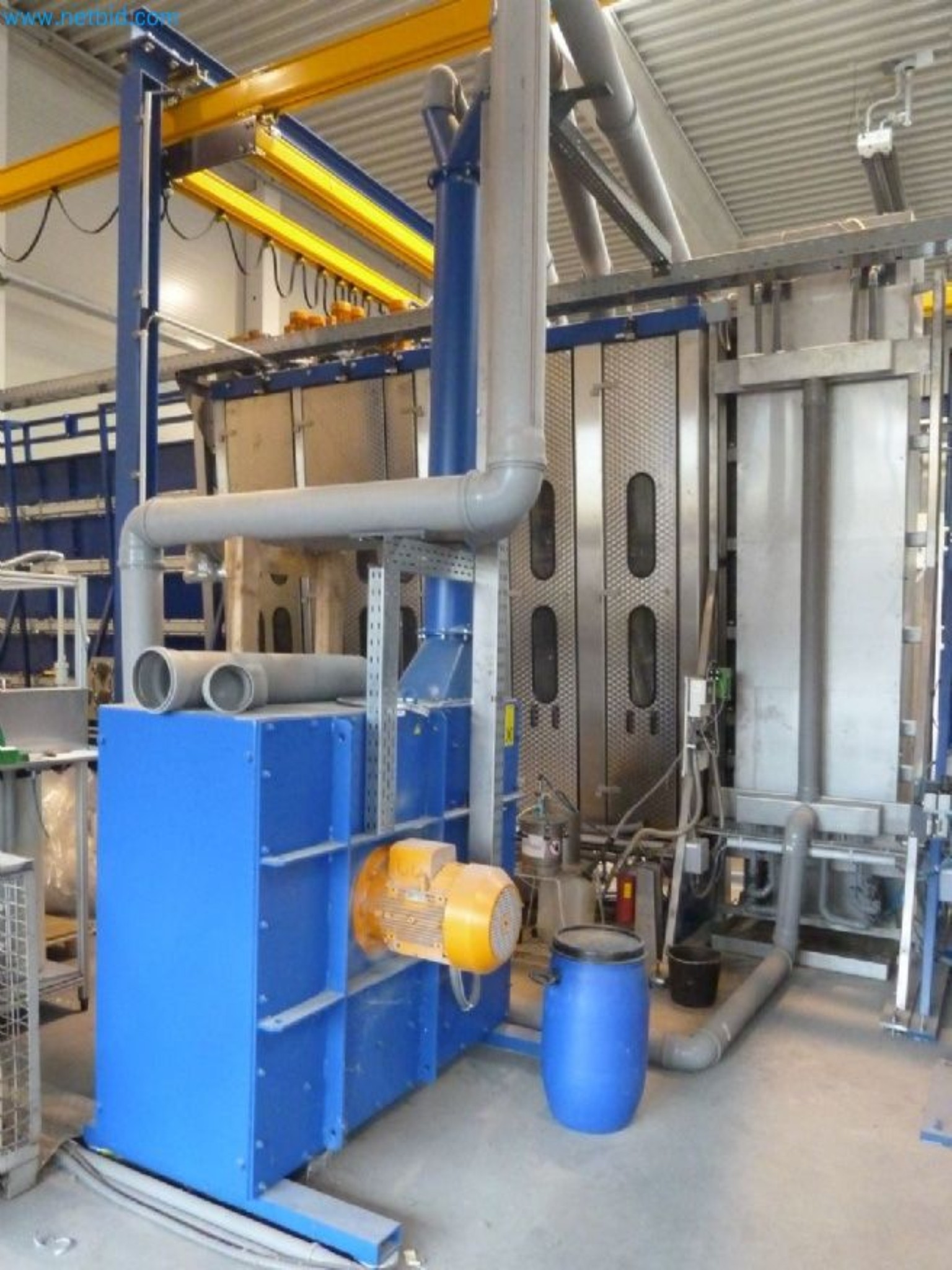 Sale of a complete warehouse of machinery for the glass industry in Spain-11