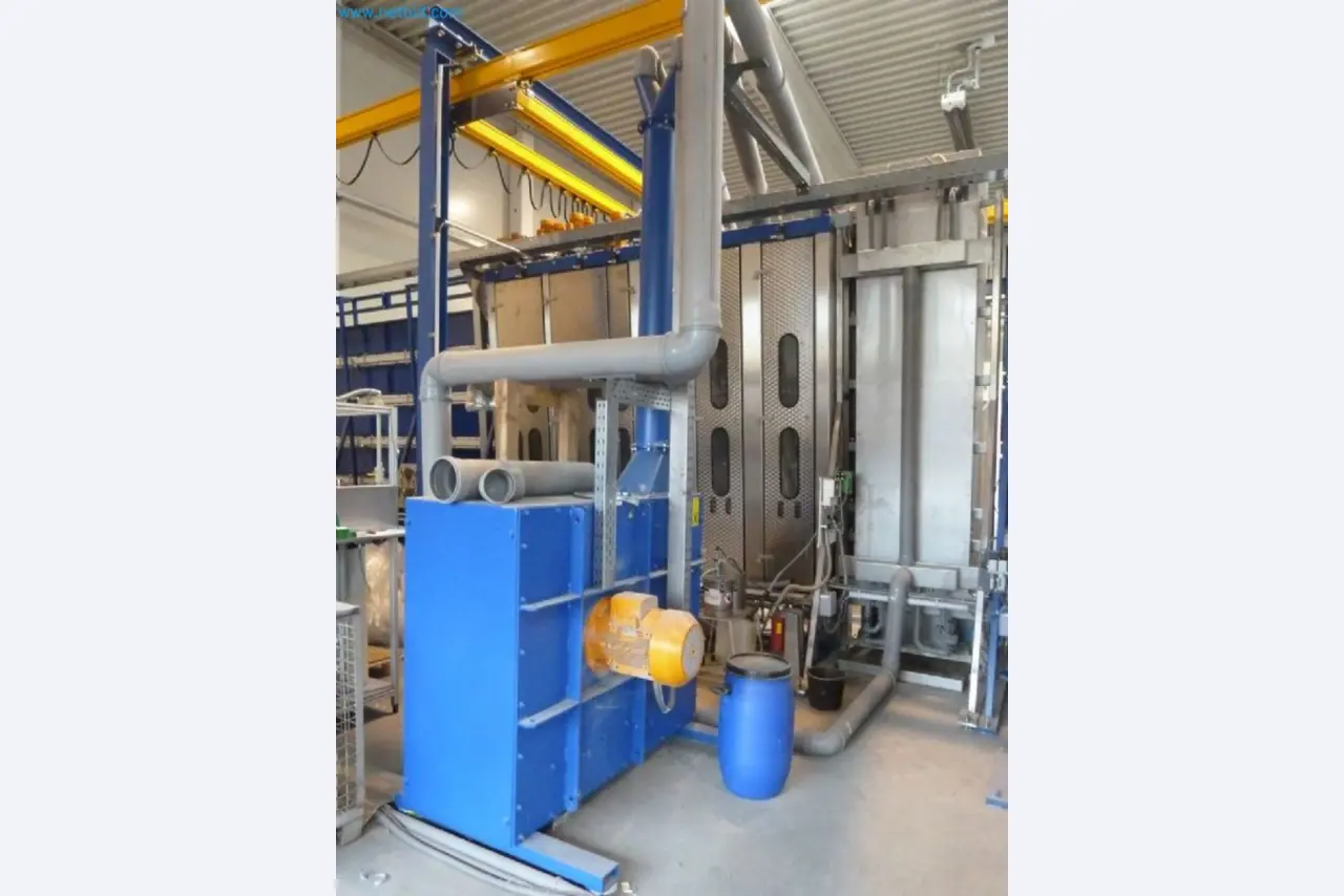 Sale of a complete warehouse of machinery for the glass industry in Spain-11