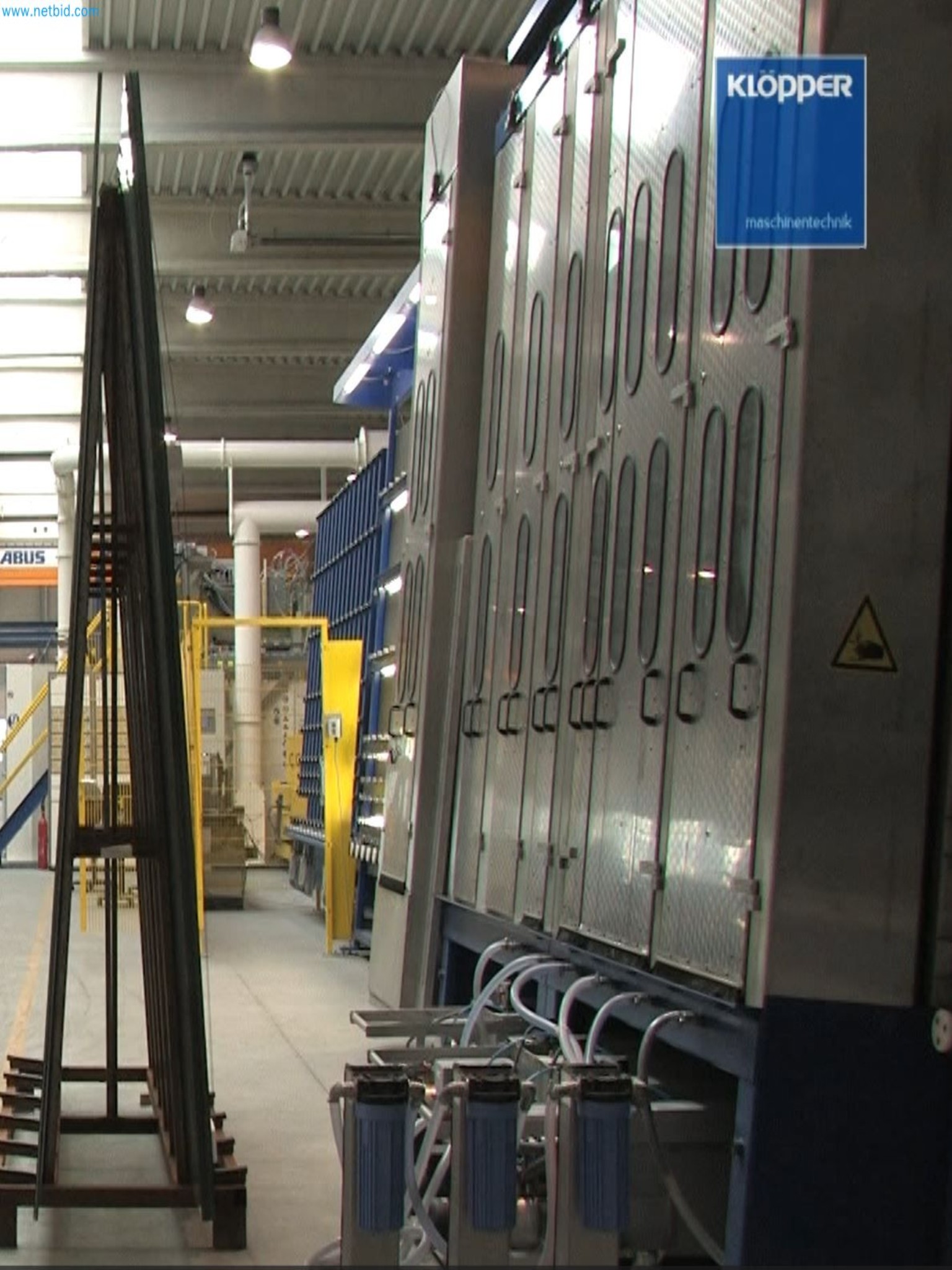 Sale of a complete warehouse of machinery for the glass industry in Spain-19