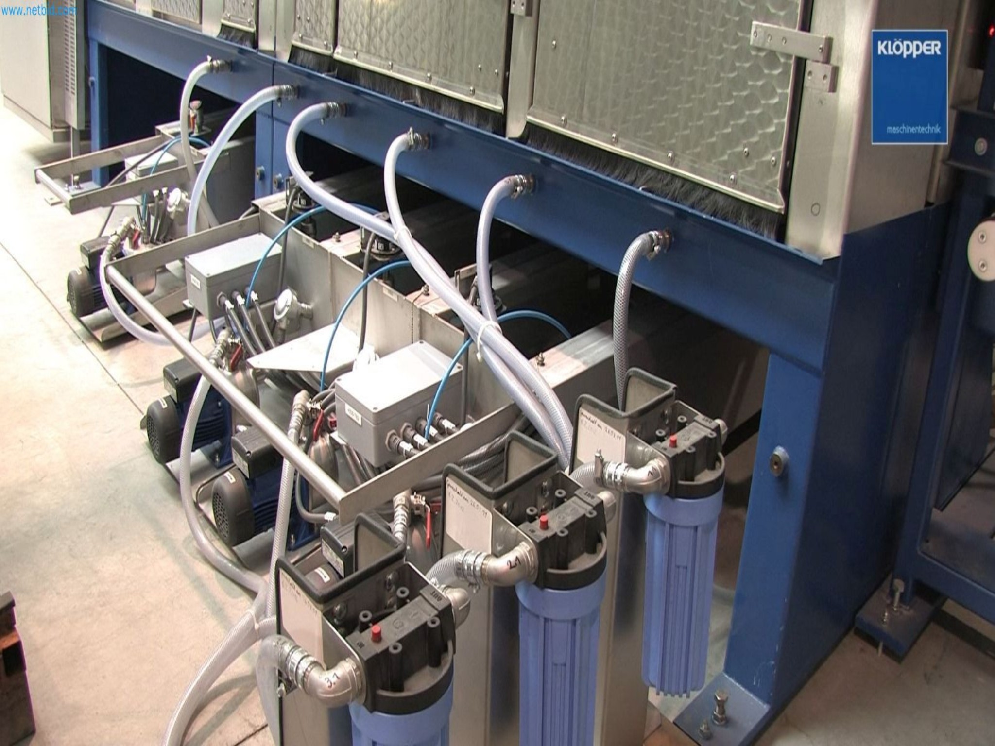 Sale of a complete warehouse of machinery for the glass industry in Spain-20