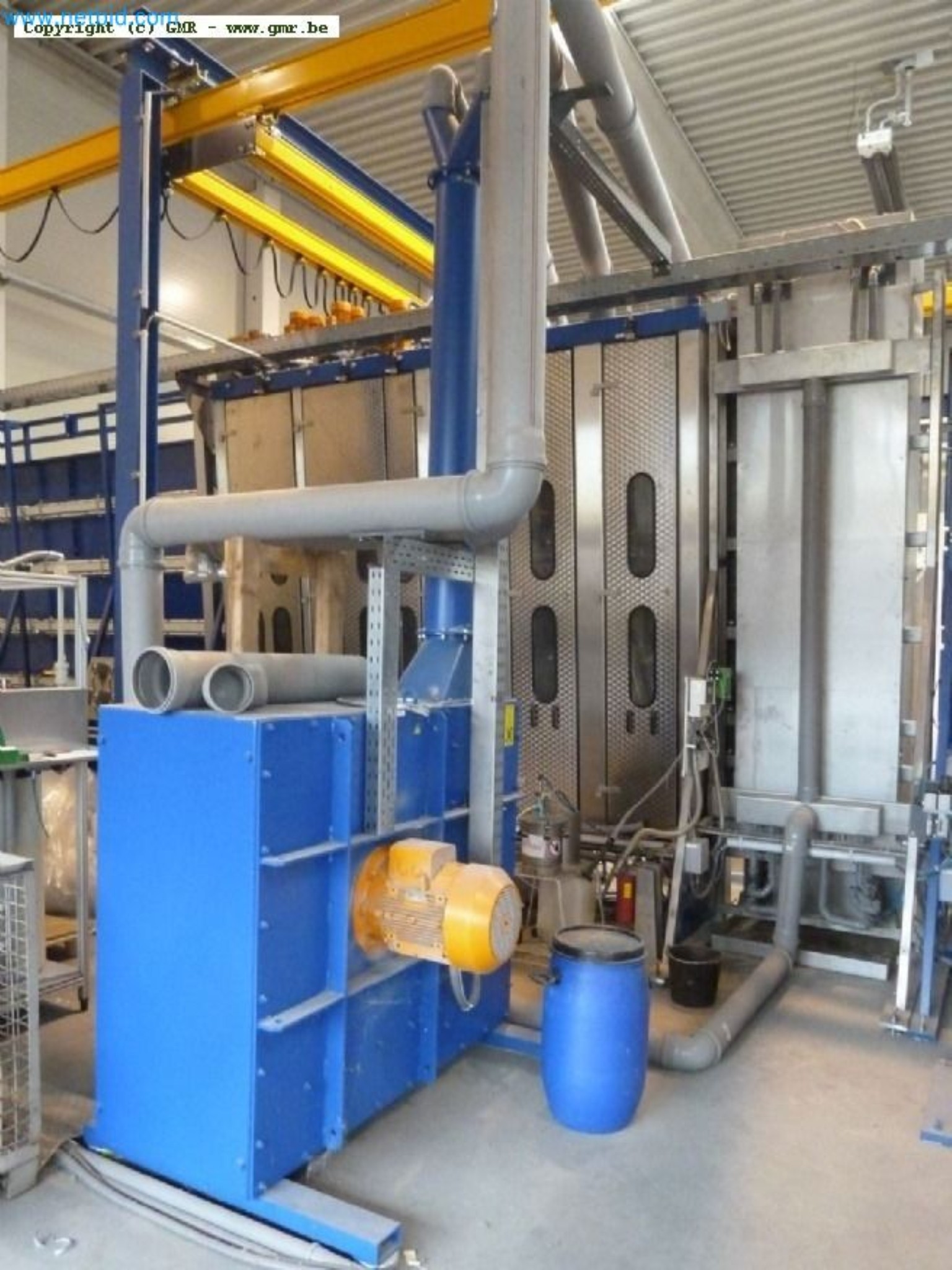 Sale of a complete warehouse of machinery for the glass industry in Spain-21