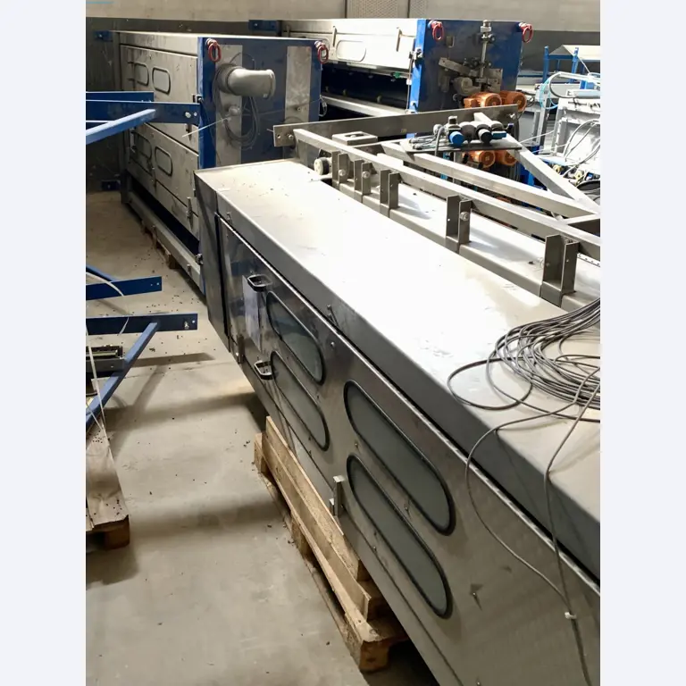 Sale of a complete warehouse of machinery for the glass industry in Spain-5