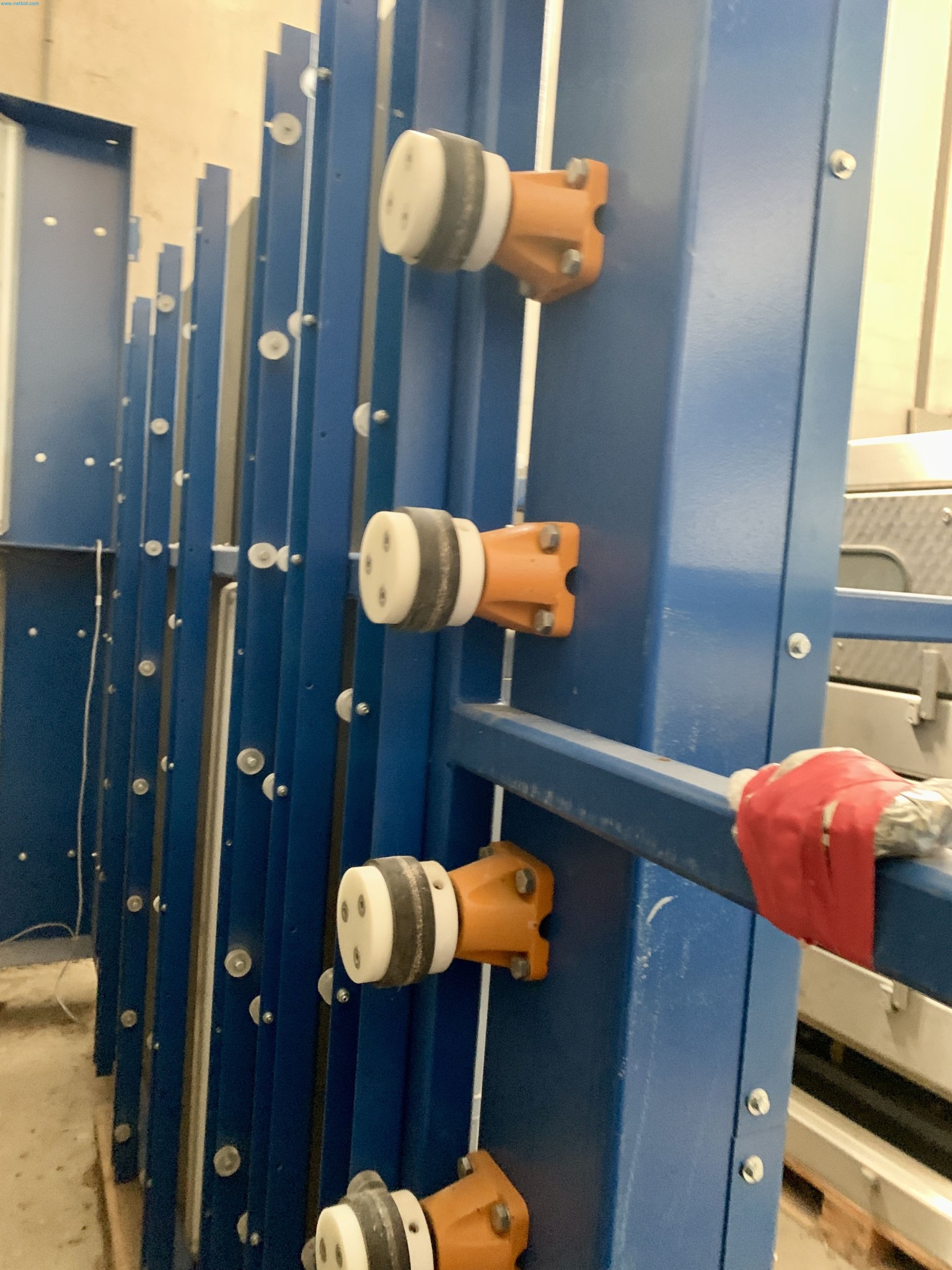 Sale of a complete warehouse of machinery for the glass industry in Spain-9