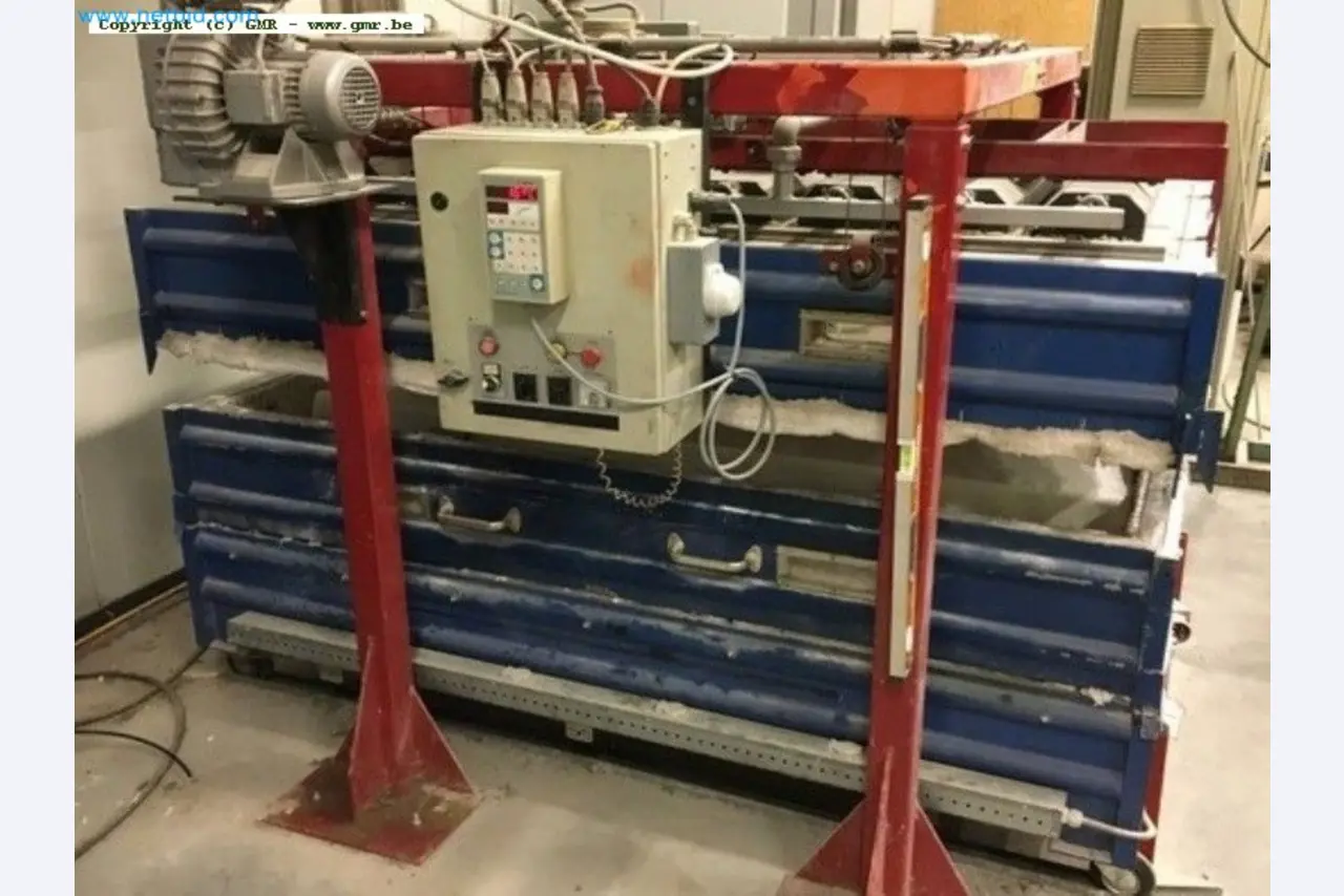 Sale of a complete warehouse of machinery for the glass industry in Spain-2