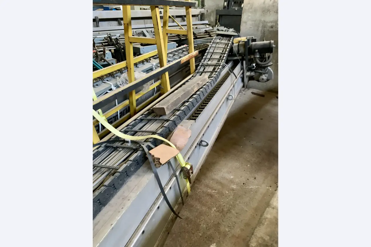 Sale of a complete warehouse of machinery for the glass industry in Spain-13