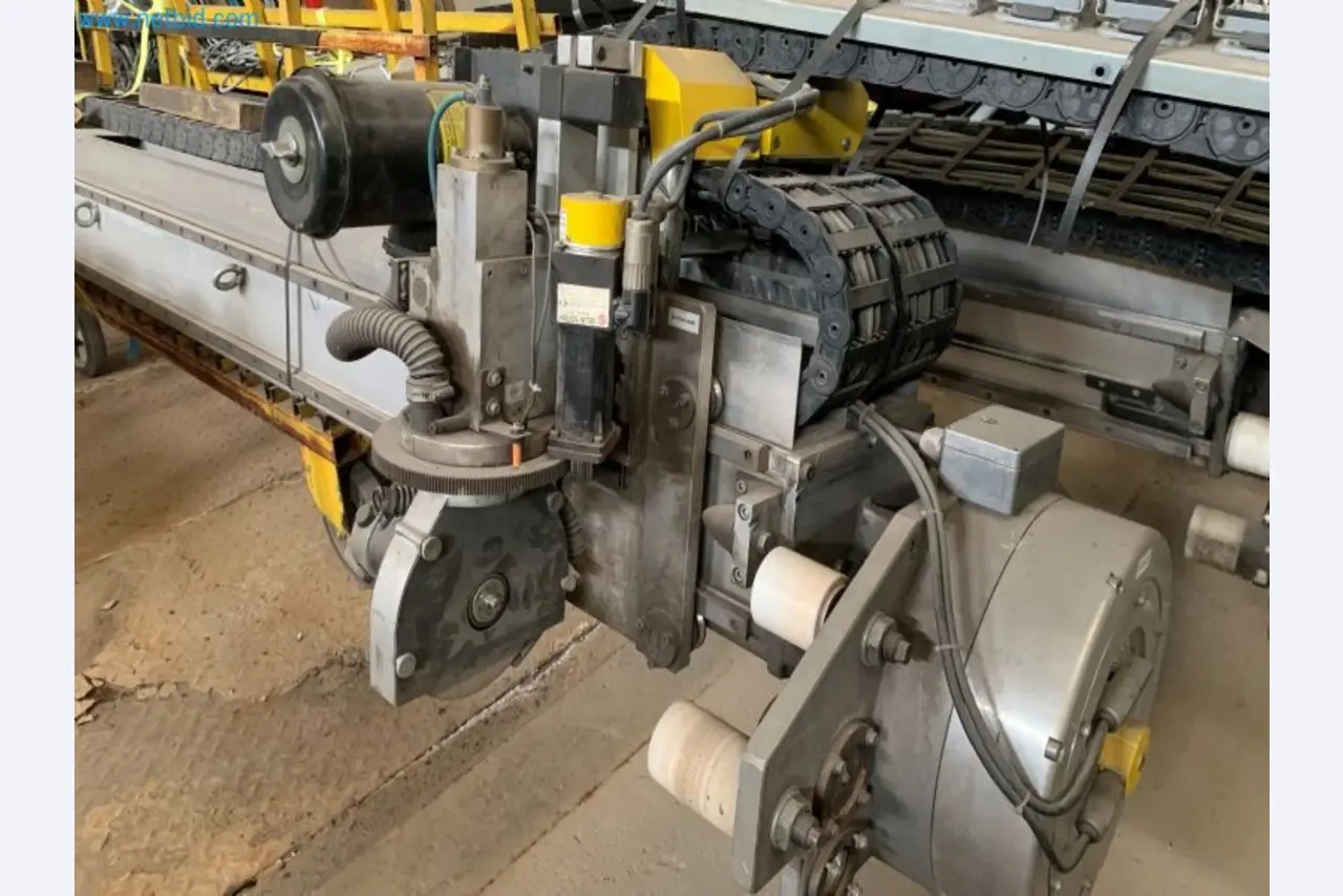 Sale of a complete warehouse of machinery for the glass industry in Spain-15