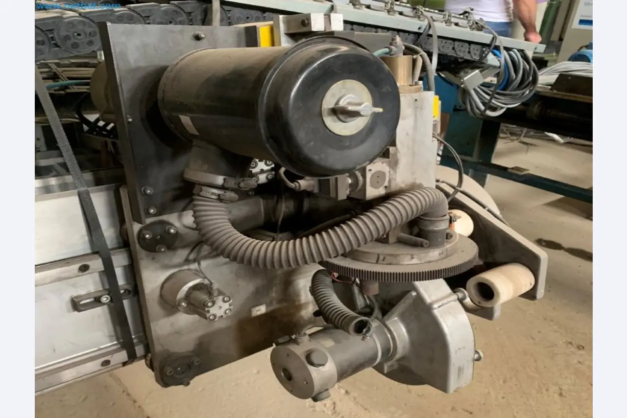 Sale of a complete warehouse of machinery for the glass industry in Spain-16