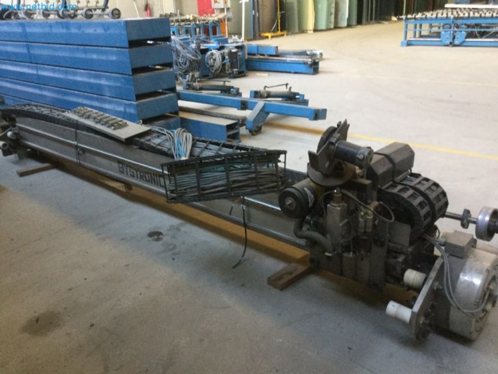 Sale of a complete warehouse of machinery for the glass industry in Spain-2