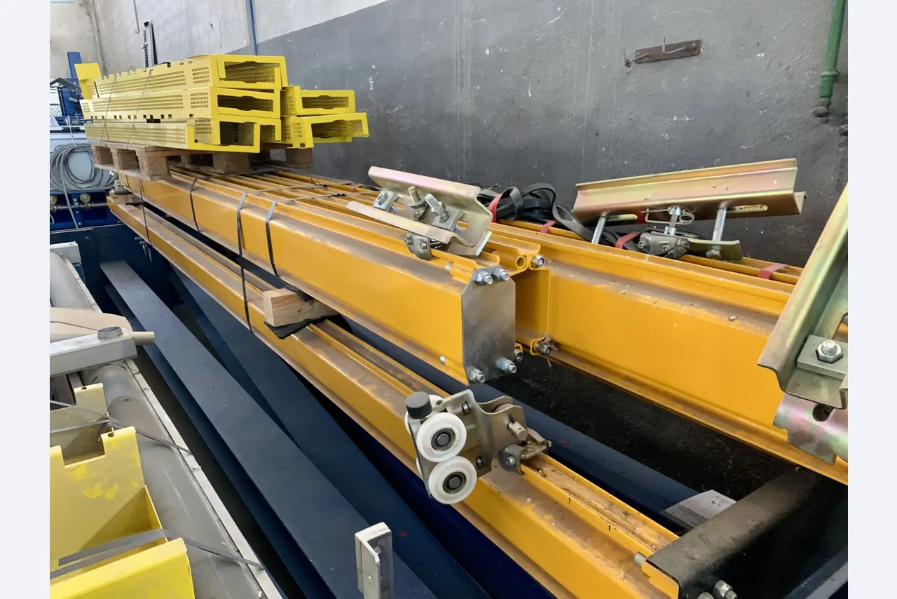 Sale of a complete warehouse of machinery for the glass industry in Spain-13