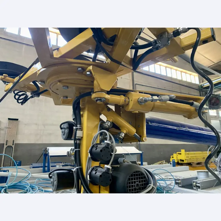 Sale of a complete warehouse of machinery for the glass industry in Spain-7