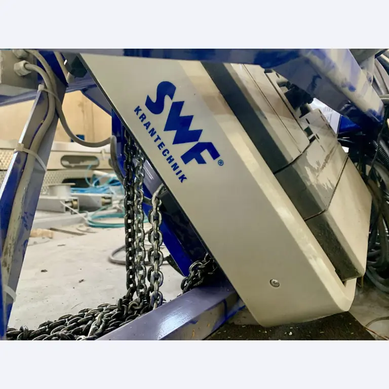 Sale of a complete warehouse of machinery for the glass industry in Spain-8