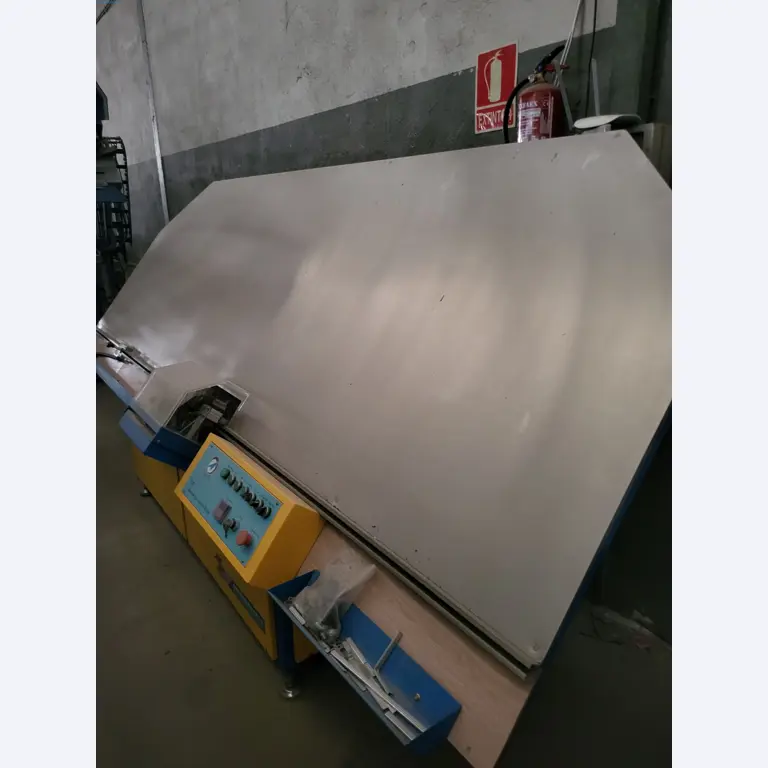 Sale of a complete warehouse of machinery for the glass industry in Spain-1