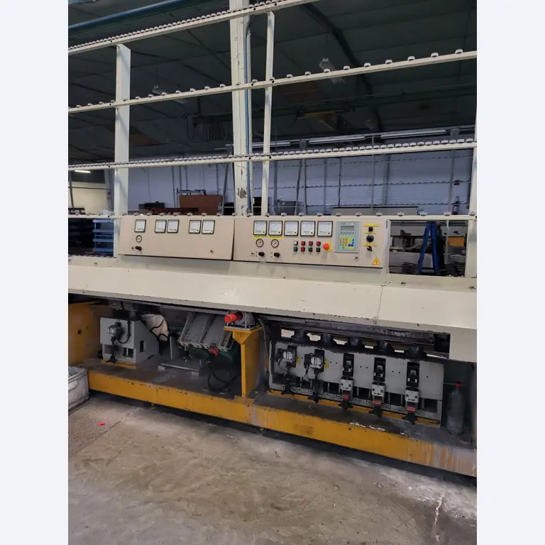 Sale of a complete warehouse of machinery for the glass industry in Spain-5