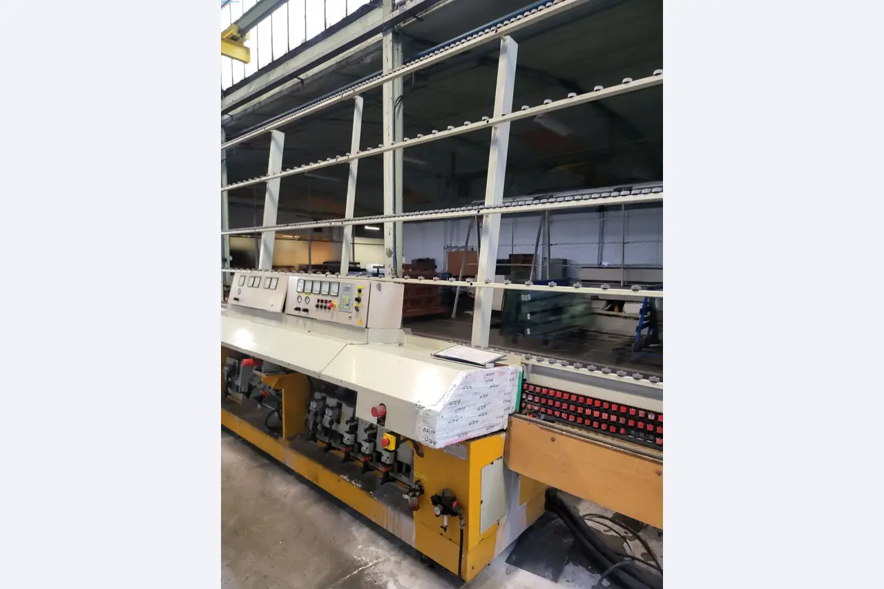 Sale of a complete warehouse of machinery for the glass industry in Spain-6