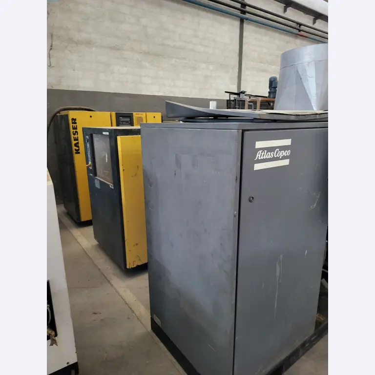 Sale of a complete warehouse of machinery for the glass industry in Spain-3