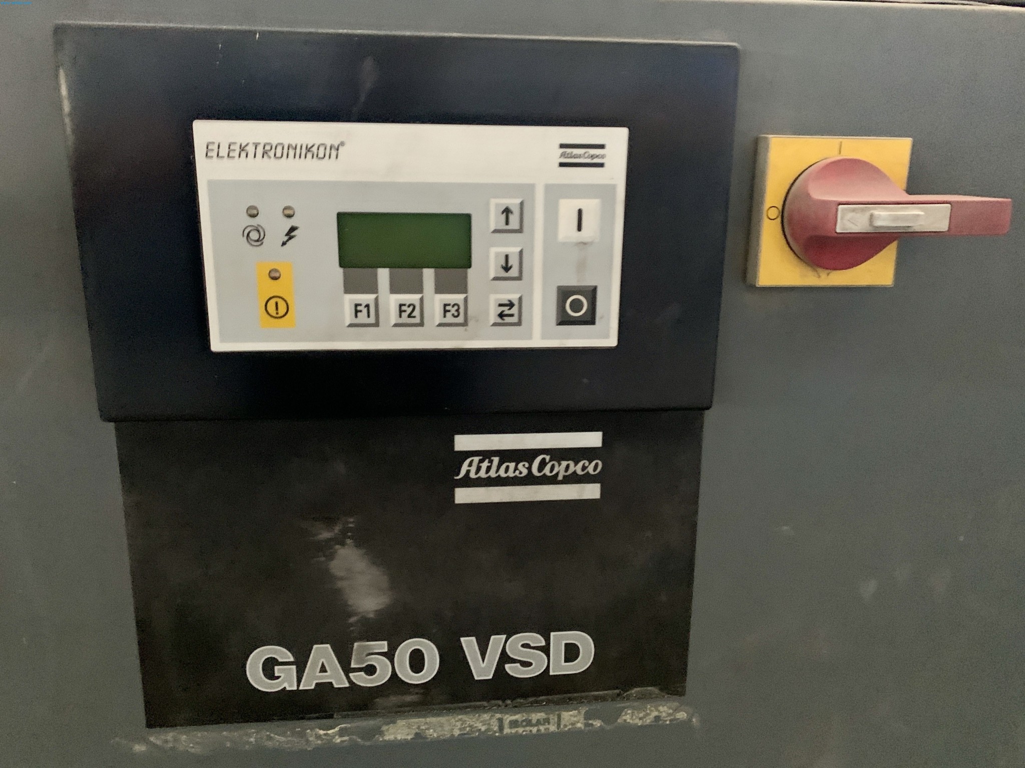 Sale of a complete warehouse of machinery for the glass industry in Spain-5