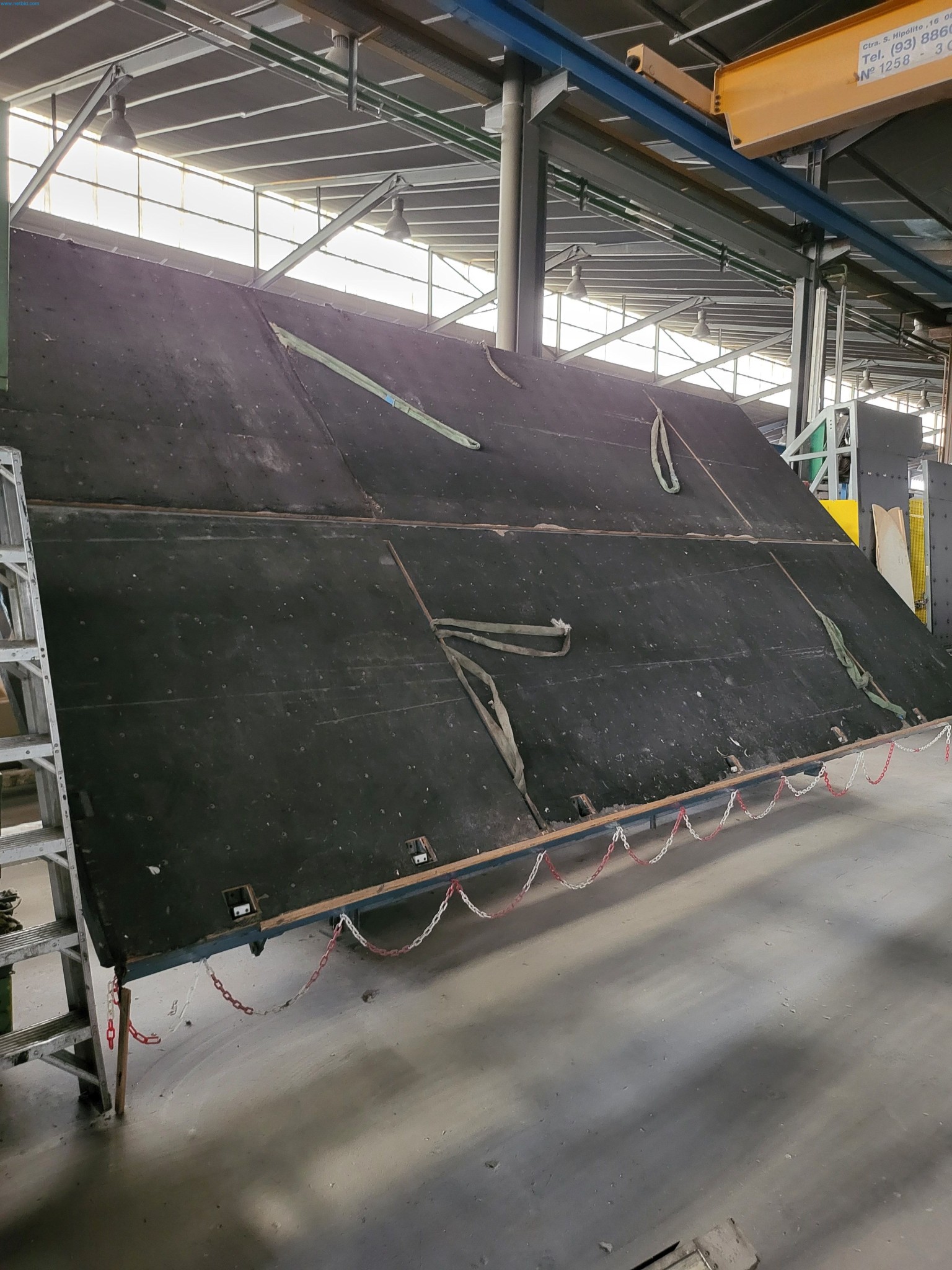 Sale of a complete warehouse of machinery for the glass industry in Spain-1