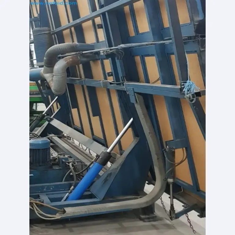 Sale of a complete warehouse of machinery for the glass industry in Spain-6