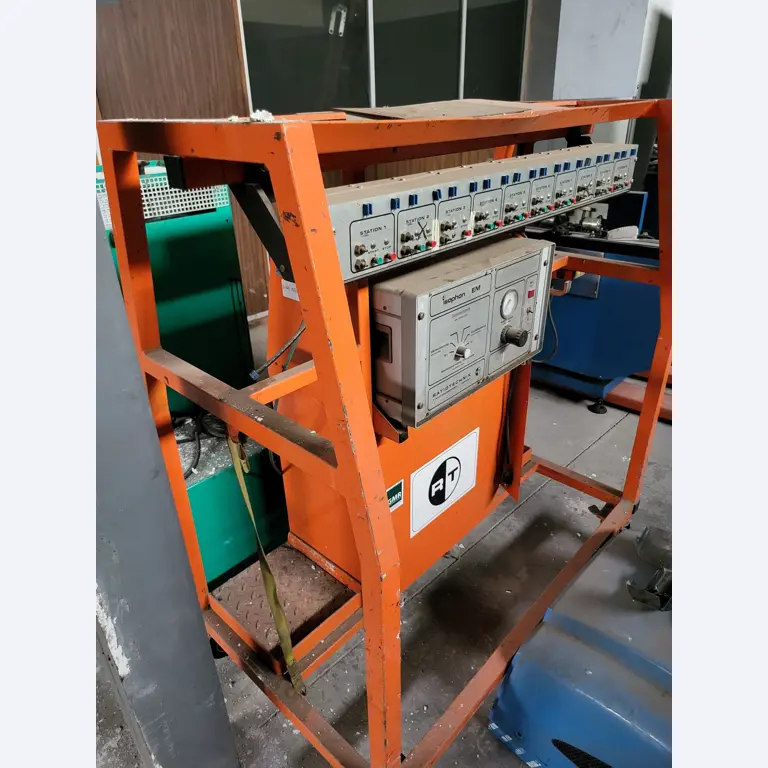 Sale of a complete warehouse of machinery for the glass industry in Spain-2