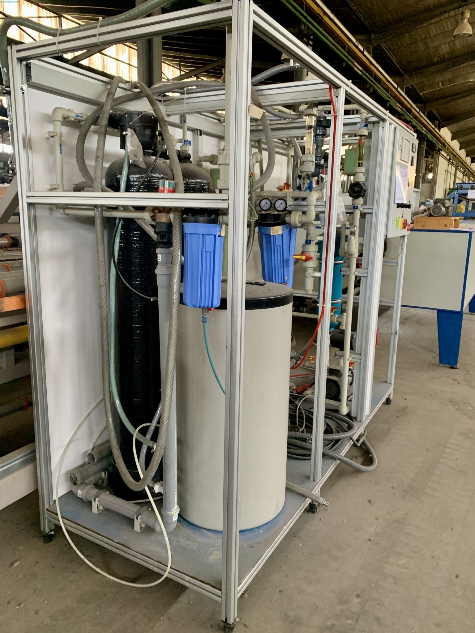 Sale of a complete warehouse of machinery for the glass industry in Spain-1