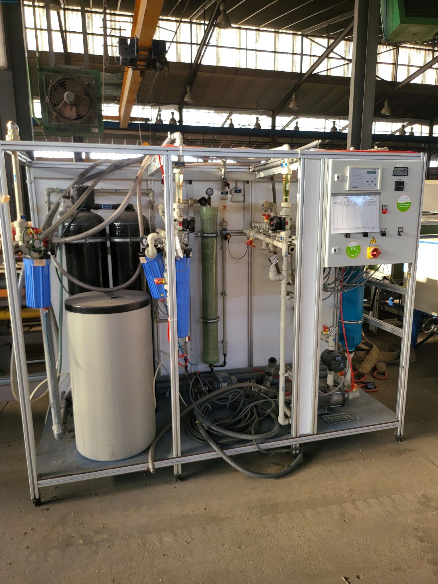 Sale of a complete warehouse of machinery for the glass industry in Spain-2