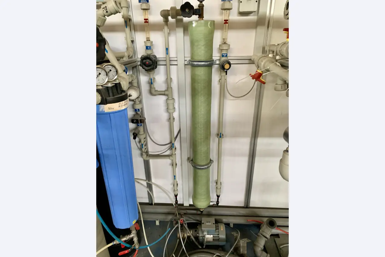 Sale of a complete warehouse of machinery for the glass industry in Spain-4