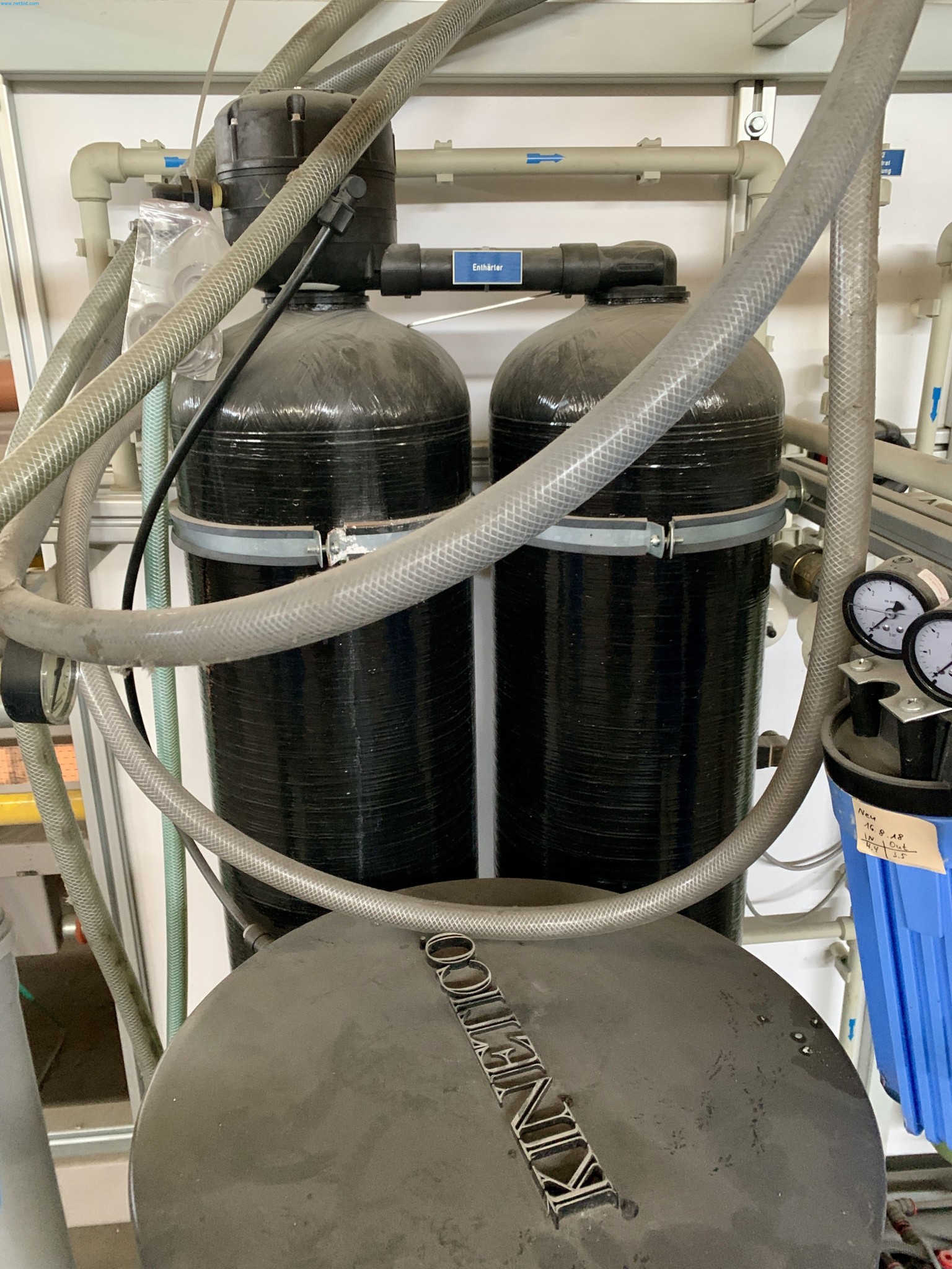 Sale of a complete warehouse of machinery for the glass industry in Spain-5