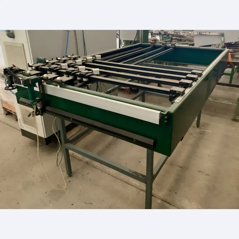 Sale of a complete warehouse of machinery for the glass industry in Spain-4