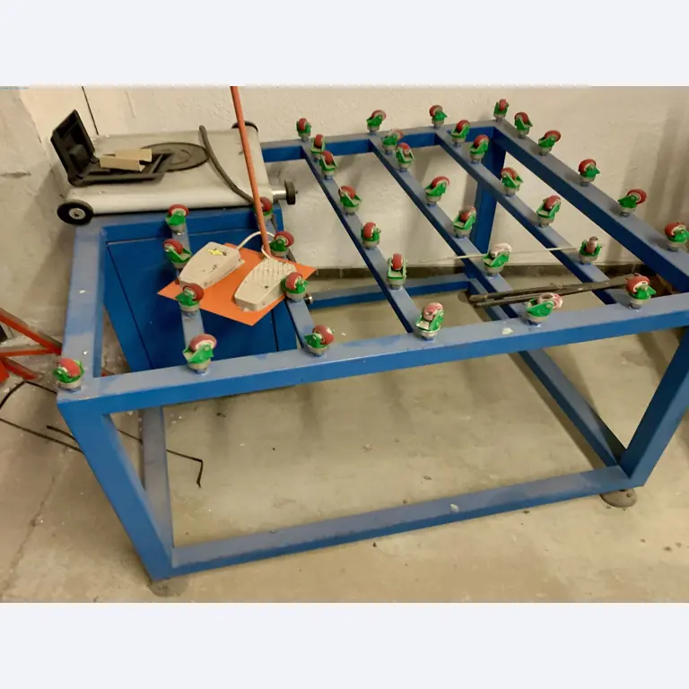 Venta de un almacén completo de maquinaria para la producción de vidrio en España-1