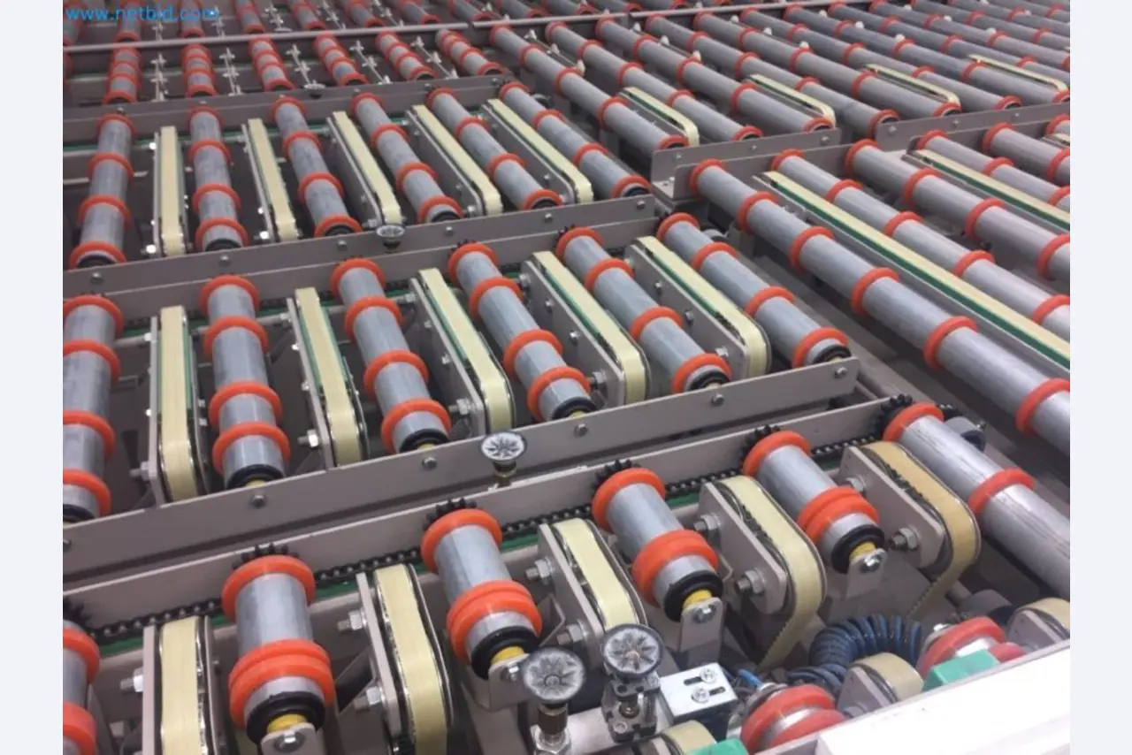 Sale of a complete warehouse of machinery for the glass industry in Spain-14