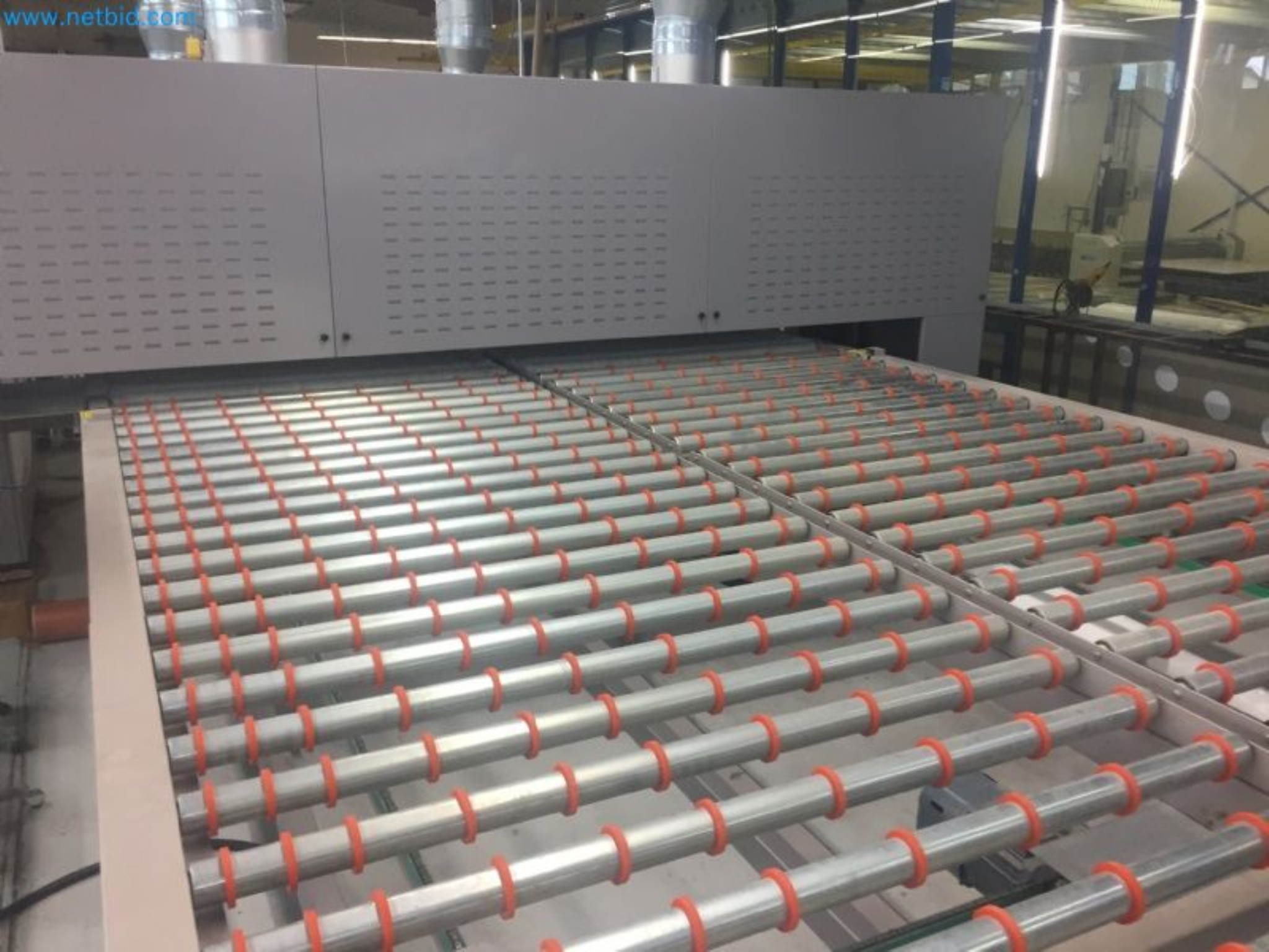 Sale of a complete warehouse of machinery for the glass industry in Spain-16