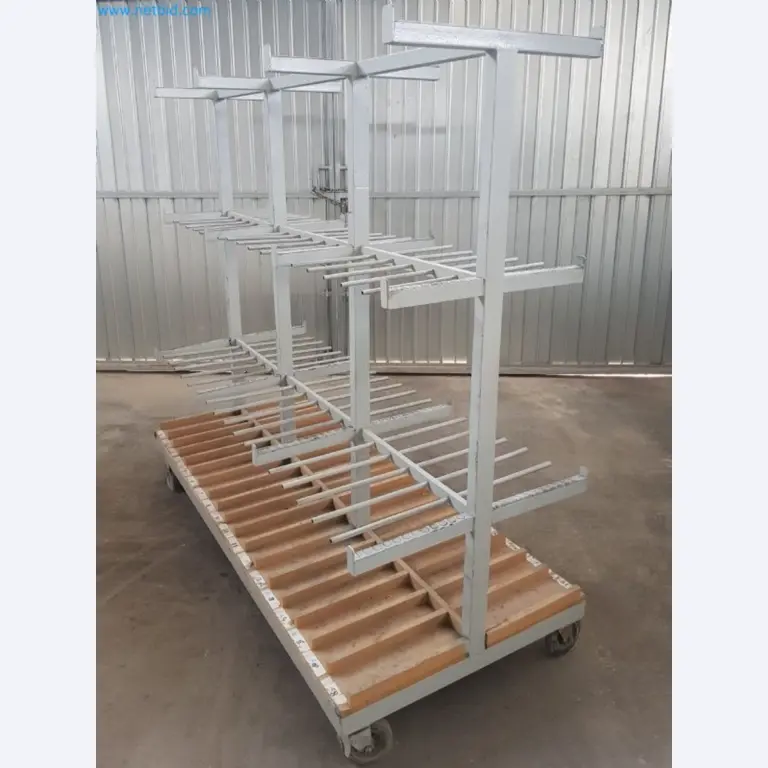 Verkauf eines kompletten Maschinenlagers für die Glasfertigung in Spanien-2