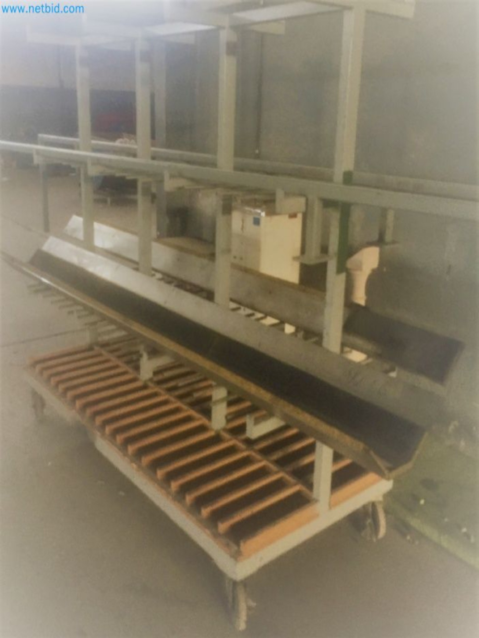 Sale of a complete warehouse of machinery for the glass industry in Spain-4