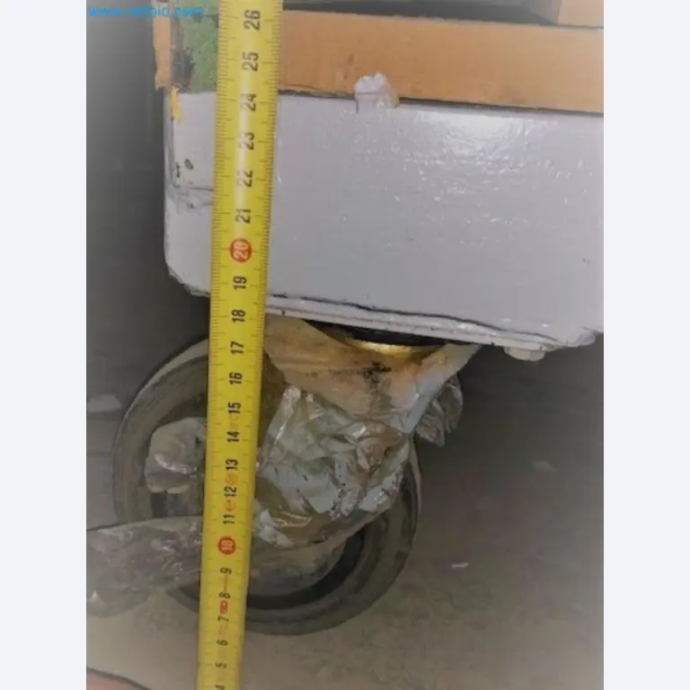 Verkauf eines kompletten Maschinenlagers für die Glasfertigung in Spanien-5