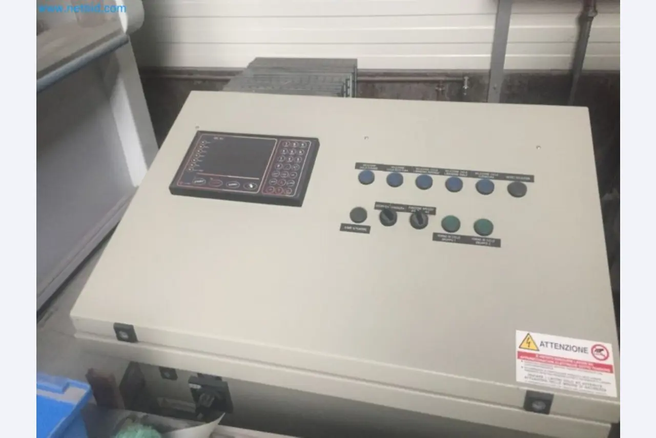 Sale of a complete warehouse of machinery for the glass industry in Spain-10