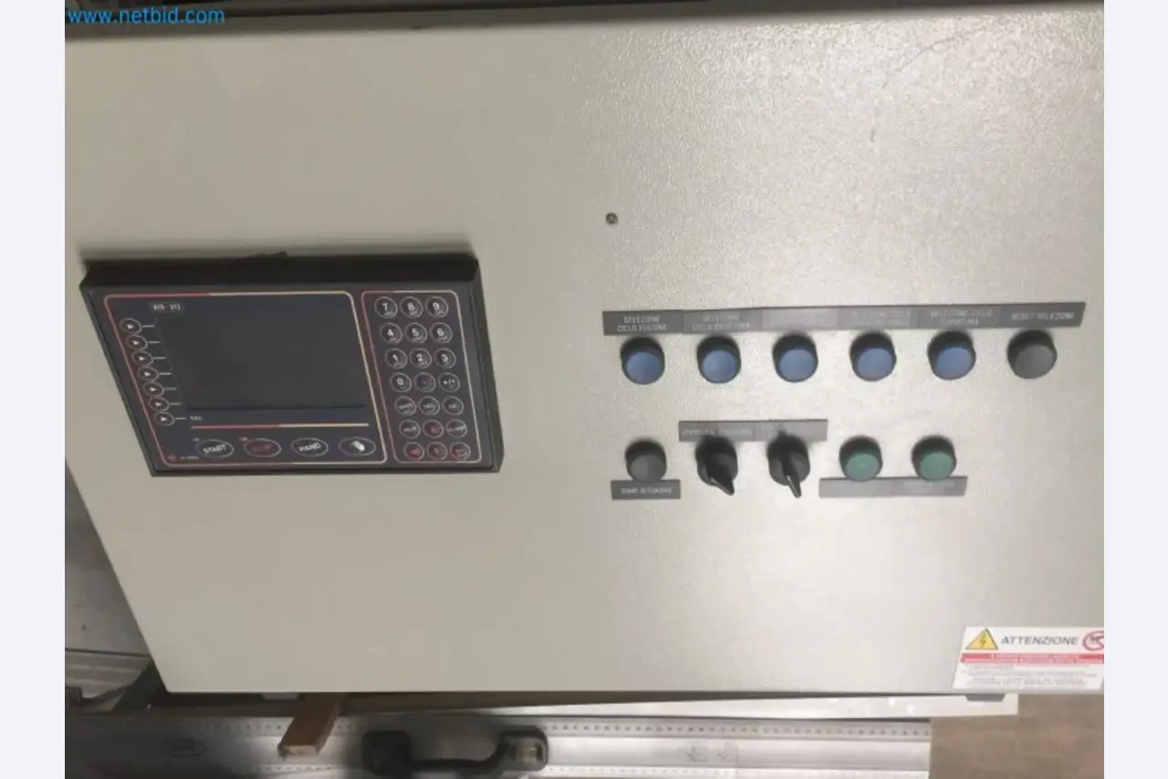 Sale of a complete warehouse of machinery for the glass industry in Spain-12