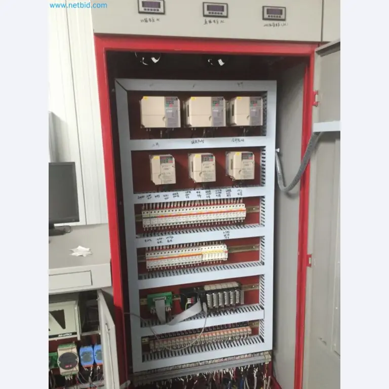 Sale of a complete warehouse of machinery for the glass industry in Spain-13