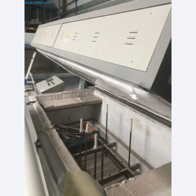 Sale of a complete warehouse of machinery for the glass industry in Spain-3