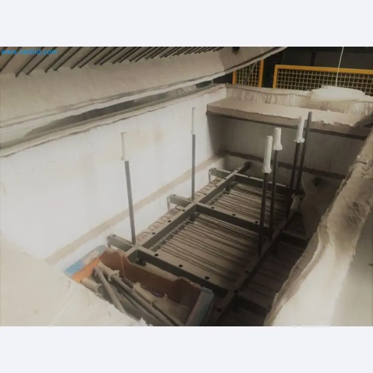 Sale of a complete warehouse of machinery for the glass industry in Spain-4